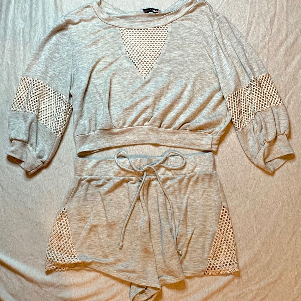 Fashion nova cute set!!